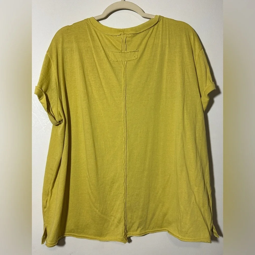La Miel V-Neck Raw Hem Cuffed Sleeves Top Casual Streetwear Summer size Medium